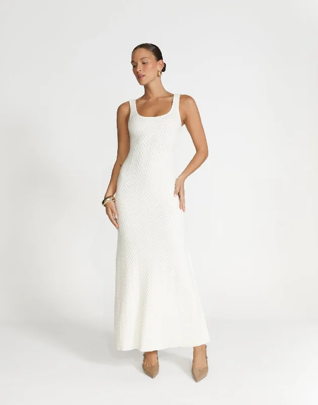 Jacqueline Maxi Dress (Off White) Trendy Maxi Dress with Straps