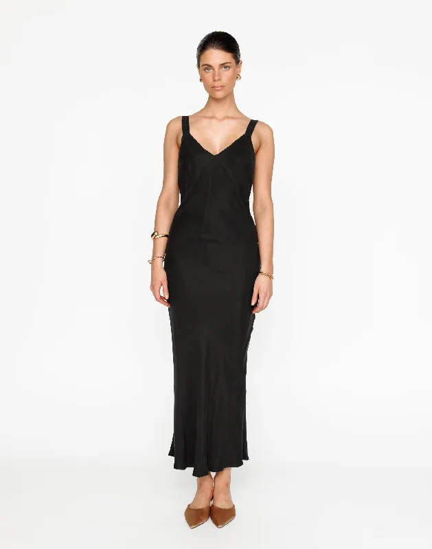 Kirsty Maxi Dress (Black) Cozy Ribbed Maxi Dress