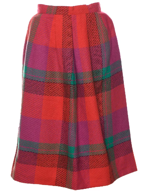 Checked Pleated Skirt - M flowy skirt hem