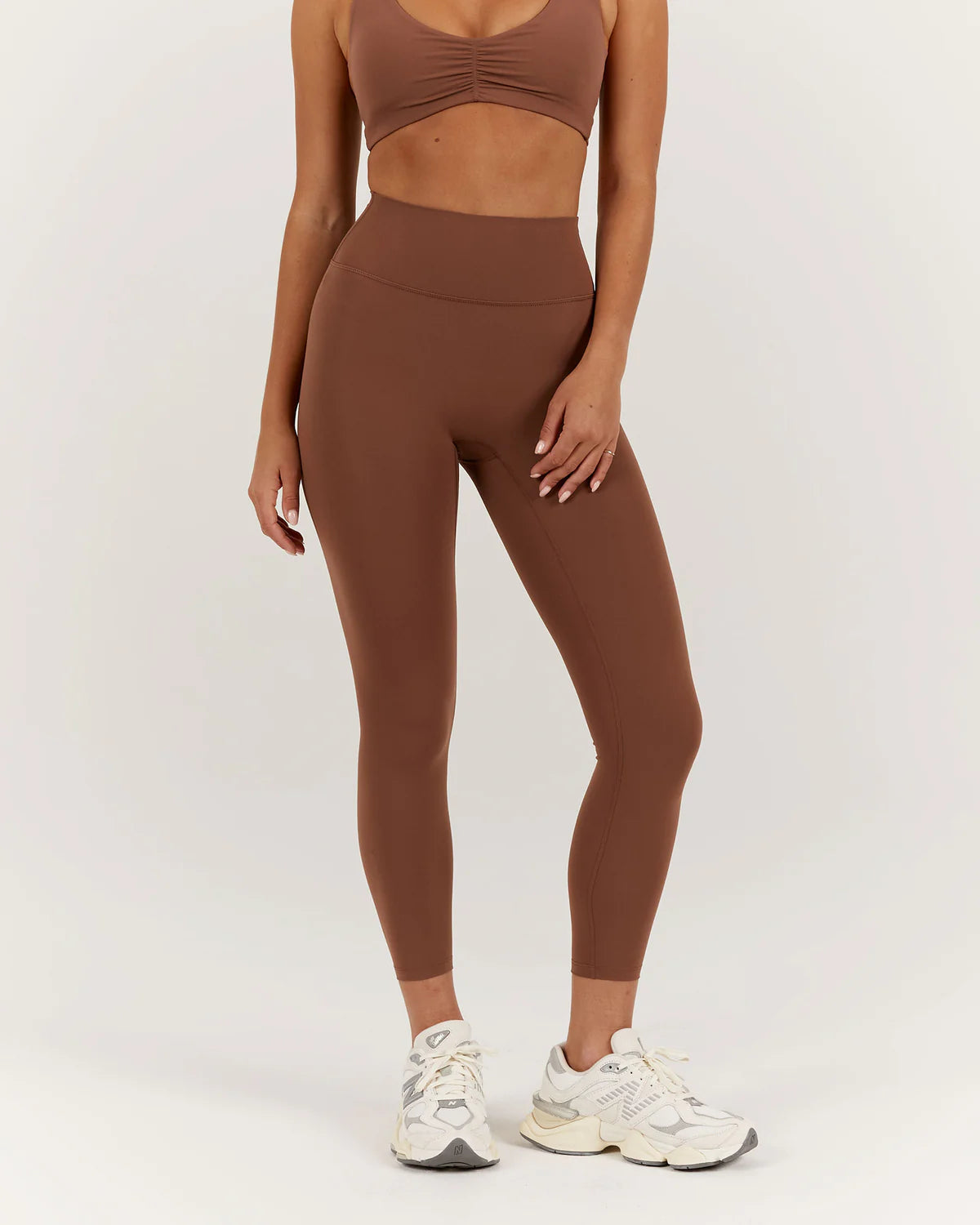 Muscle Republic | Luxe Leggings 24" - Toffee Comfortable Capri-Length Leggings