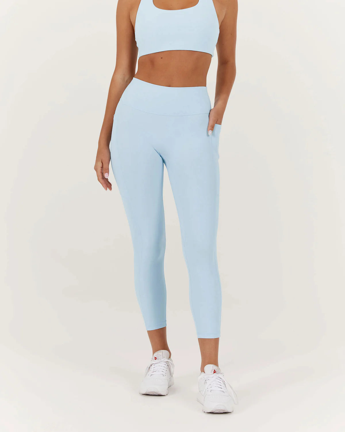 Muscle Republic | Motion Pocket Leggings 24" - Ice Blue Trendy High-Waist Tummy Control Leggings