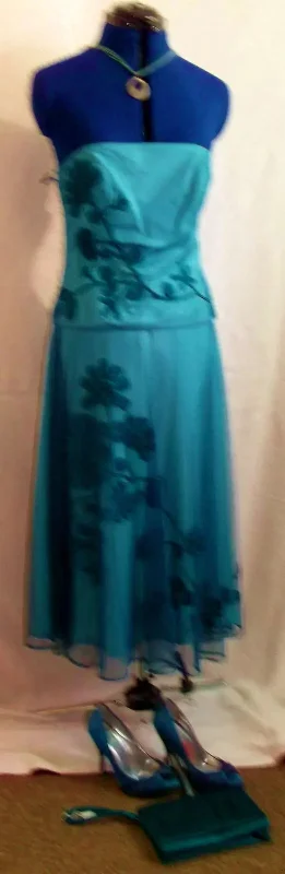 Turquoise "Coast" 2 piece bodice & skirt exquisite hand embellishment. Size 12 summer skirt style