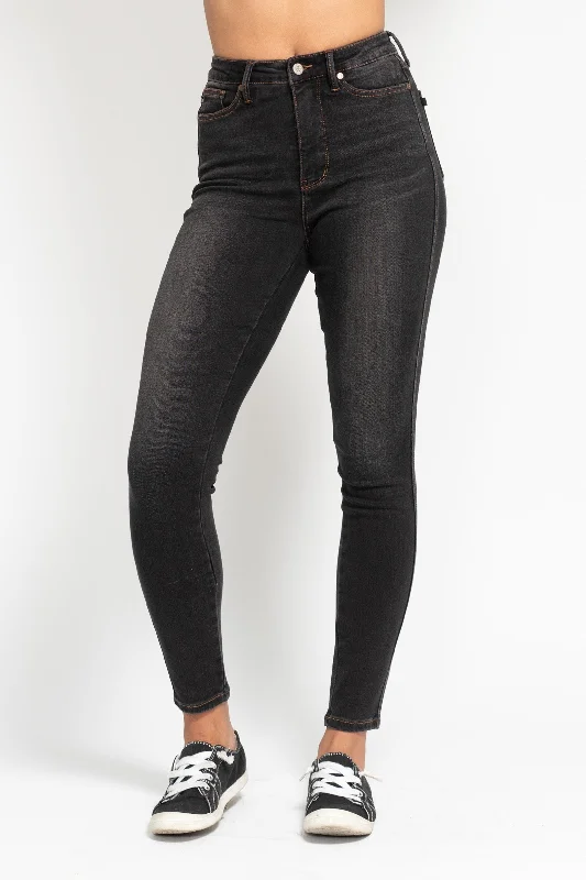 Judy Blue HW Tummy Control Black Wash & Contrast Thread Jeans - Curvy Size Trendy Low-Rise Bootcut Jeans