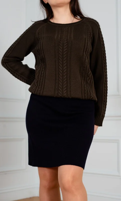 Cable-Knit Sweater brown color Handmade Hand-knitted Hand-woven