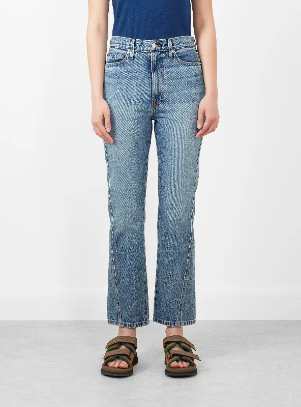 Camilla Jeans Austin Wash Fashionable Mom Jeans