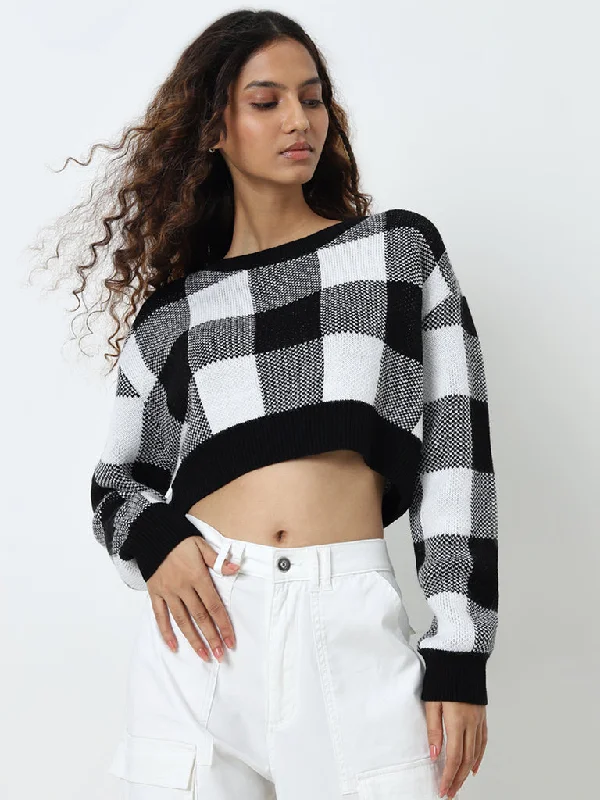 Nuon Black & White Checkered Cropped Sweater Boat Neck Shawl Collar Notched Collar